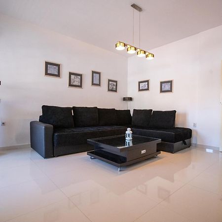 Lake View Double Balcony City Center Apartment In オフリド エクステリア 写真